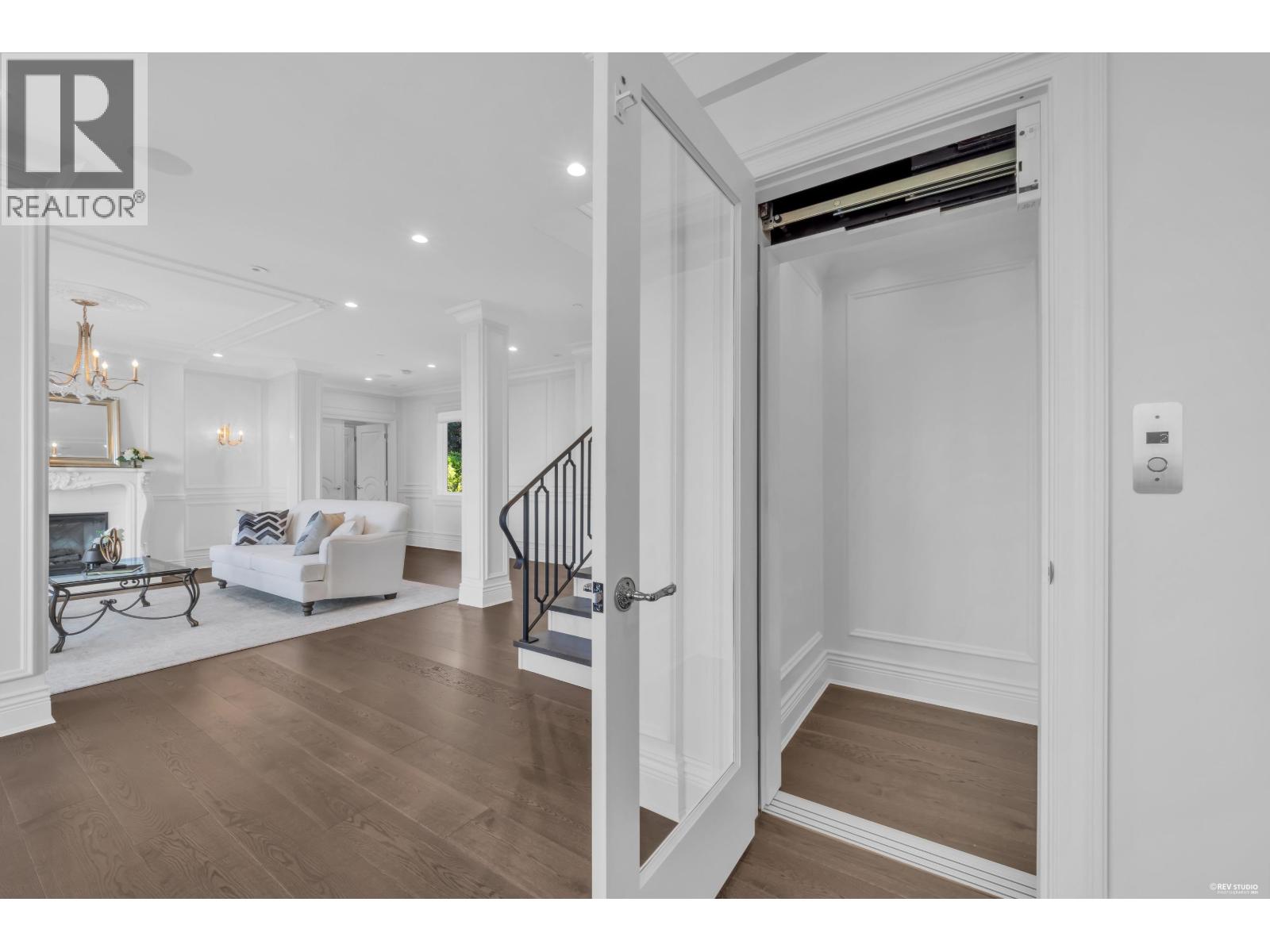 4135 Burkehill Place, West Vancouver, British Columbia  V7V 3M8 - Photo 18 - R3158210