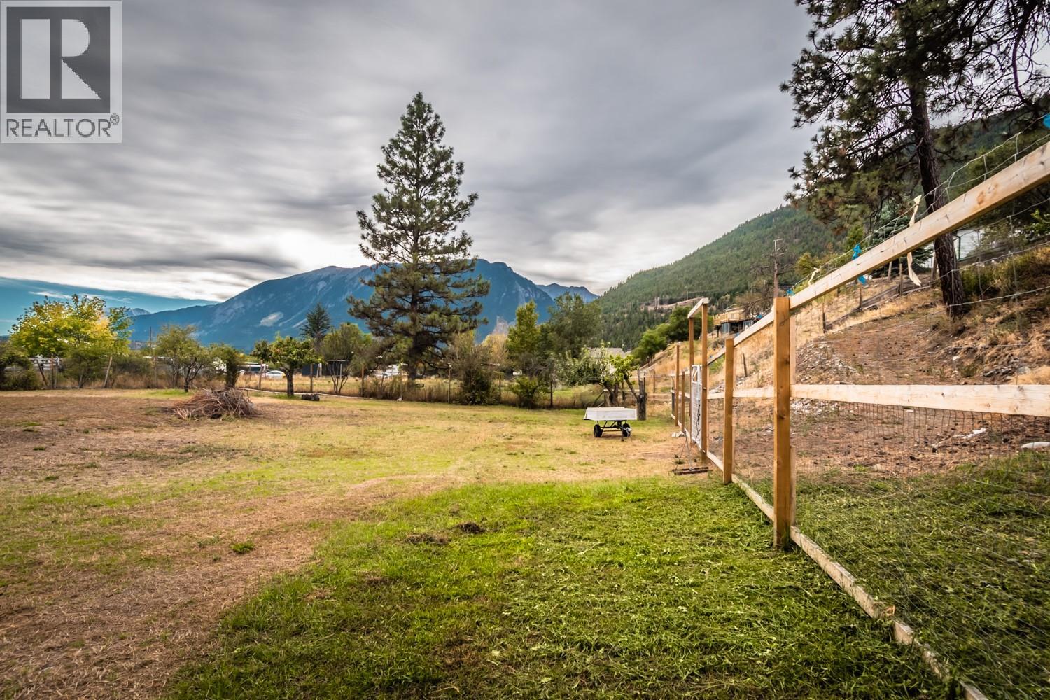 475 Davidson Crescent, Lillooet, British Columbia  V0K 1V0 - Photo 39 - 10395481