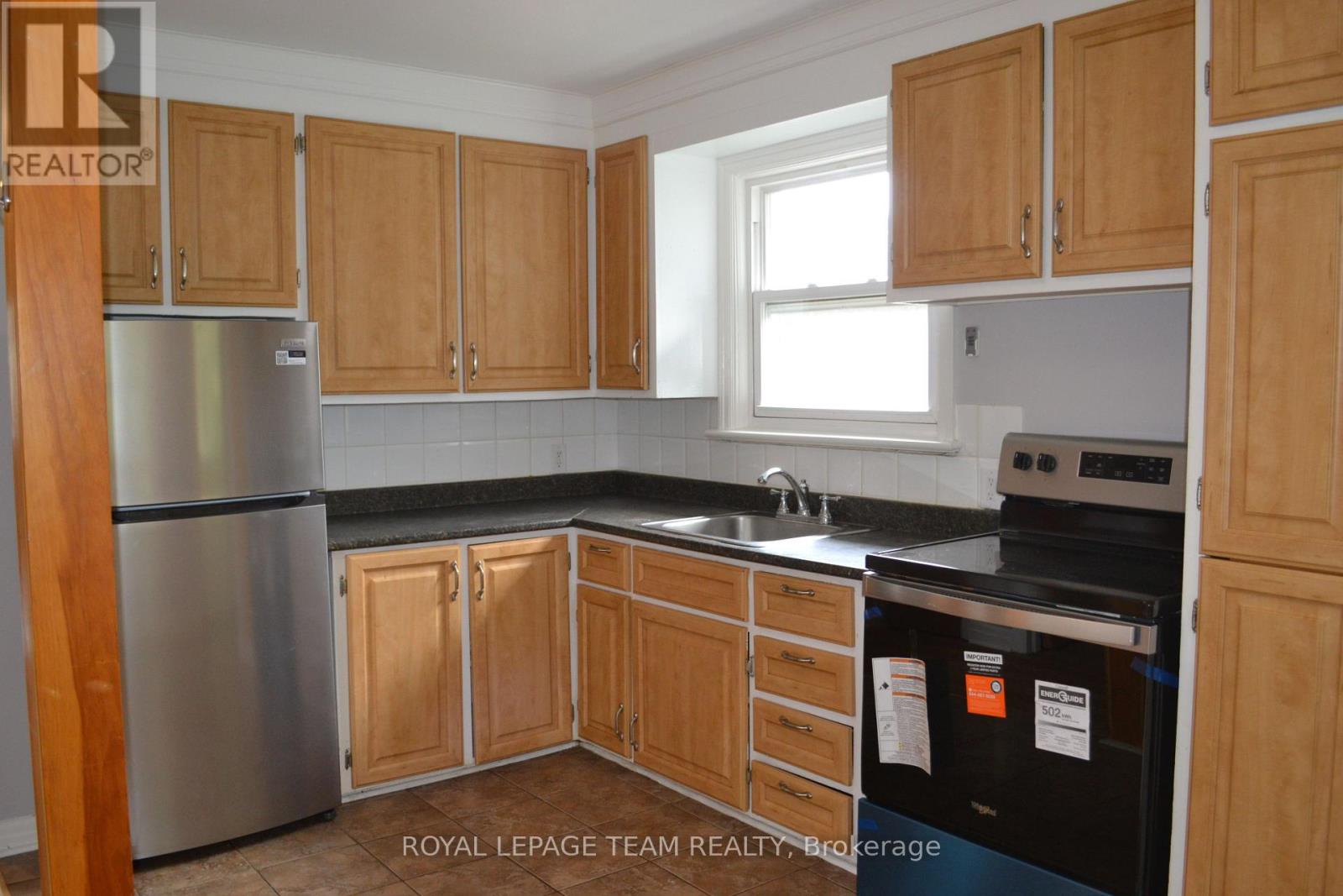 2 - 516 Athlone Avenue, Ottawa, Ontario  K1Z 5M8 - Photo 4 - X13708200