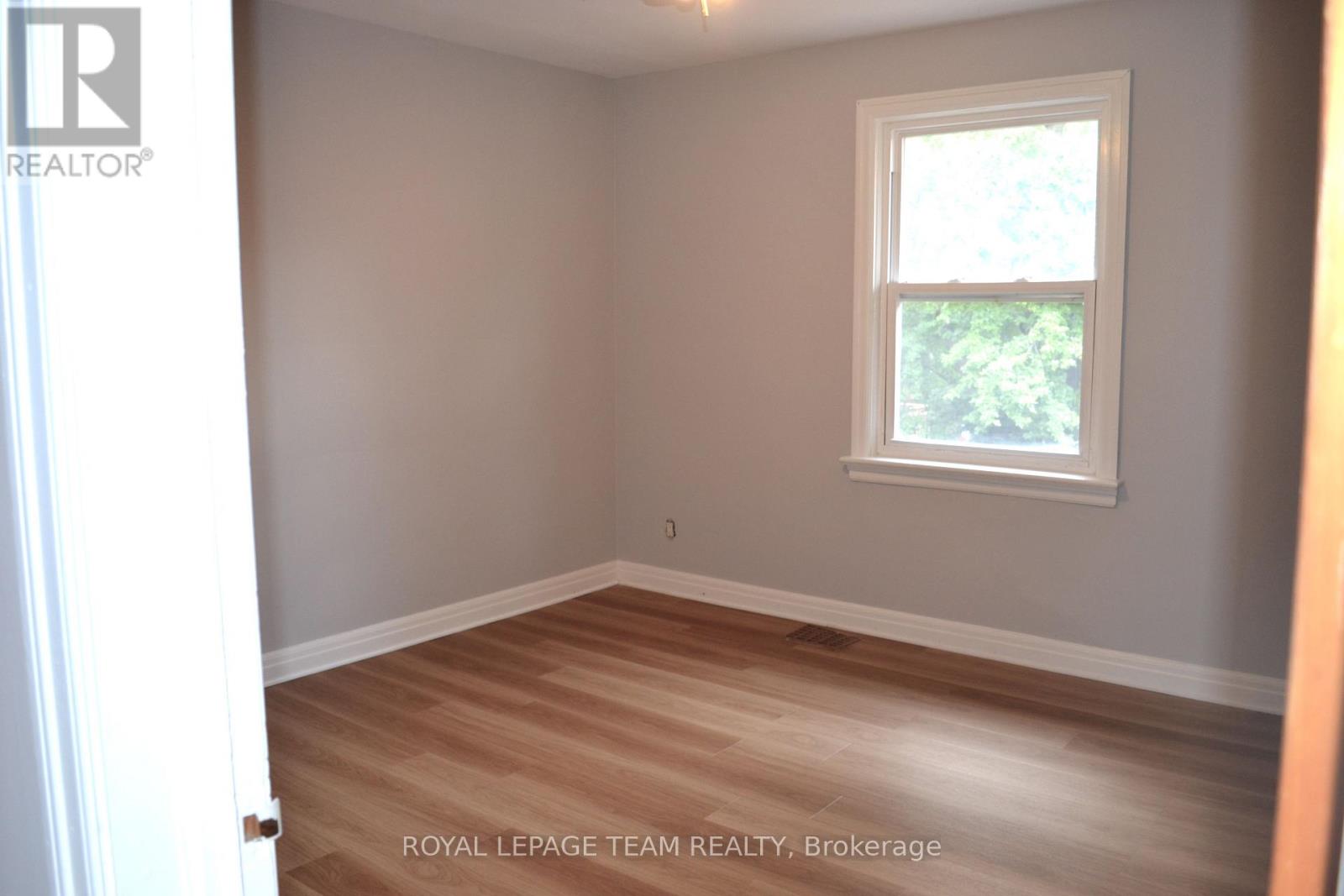 2 - 516 Athlone Avenue, Ottawa, Ontario  K1Z 5M8 - Photo 7 - X13708200