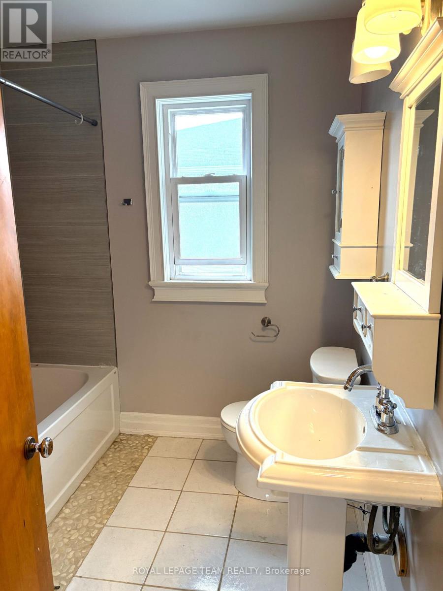 2 - 516 Athlone Avenue, Ottawa, Ontario  K1Z 5M8 - Photo 9 - X13708200