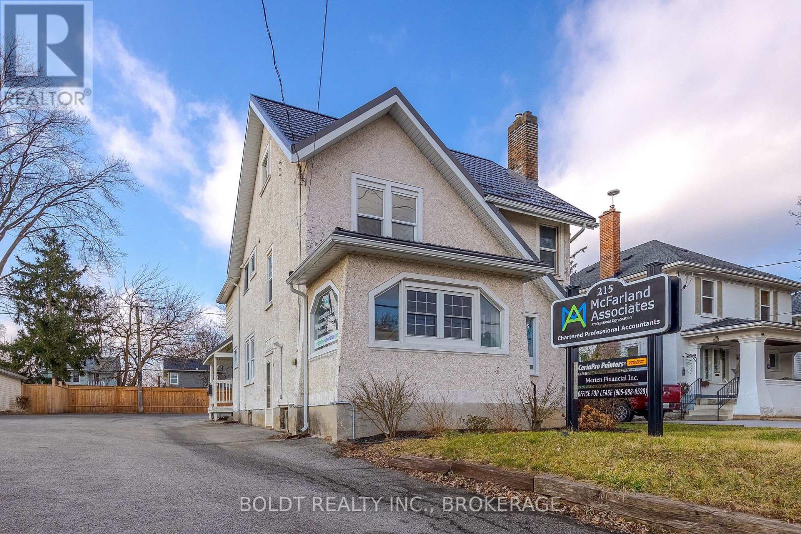 3A - 215 ONTARIO STREET, St. Catharines, Ontario
