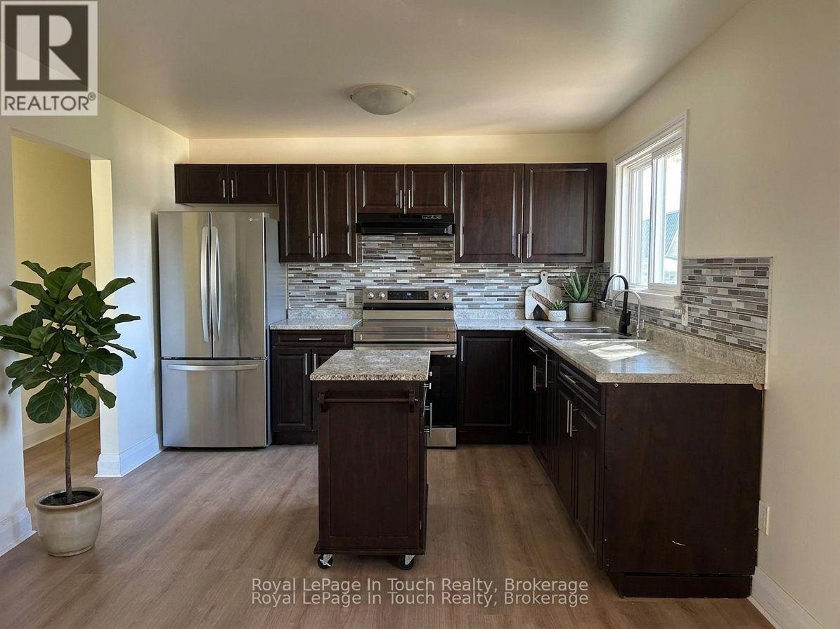 317 Wardell Street, Tay, Ontario  L0K 1R0 - Photo 12 - S13619686