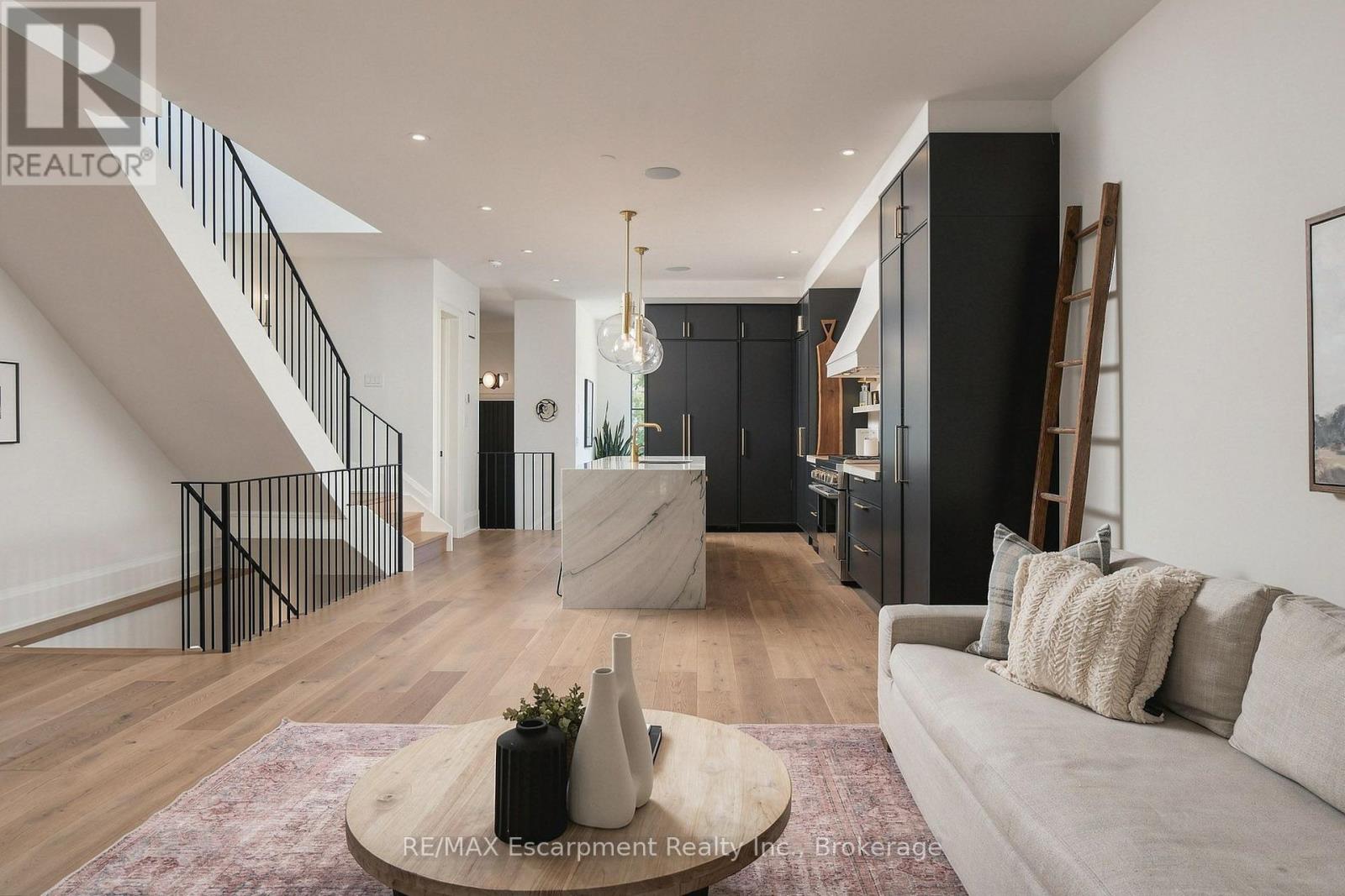 44 Thirteenth Street, Toronto, Ontario  M8V 3H4 - Photo 11 - W13708242