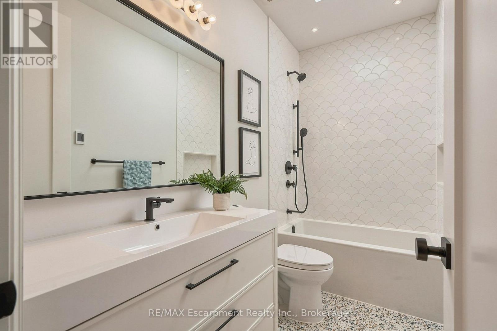 44 Thirteenth Street, Toronto, Ontario  M8V 3H4 - Photo 32 - W13708242