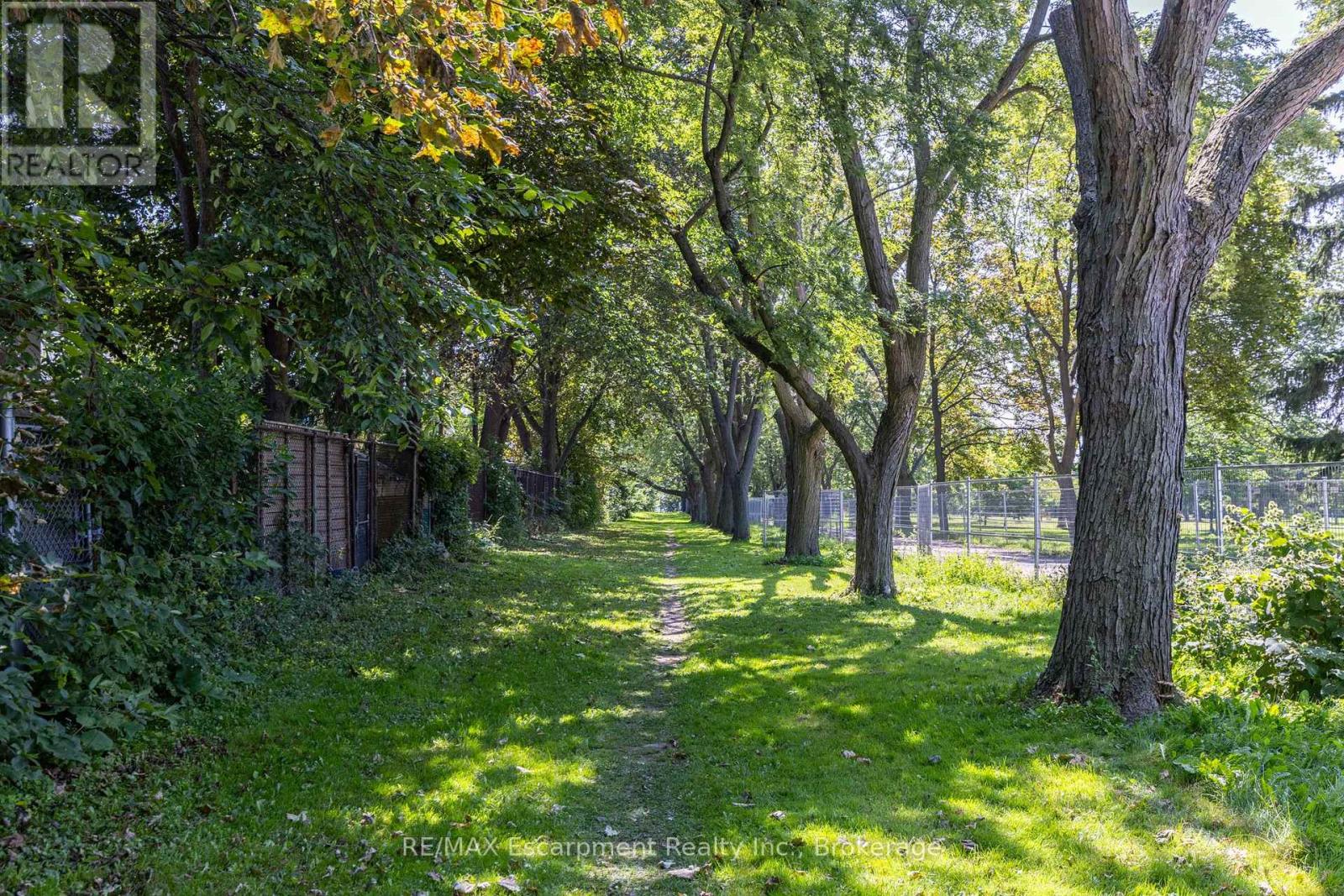 44 Thirteenth Street, Toronto, Ontario  M8V 3H4 - Photo 6 - W13708242