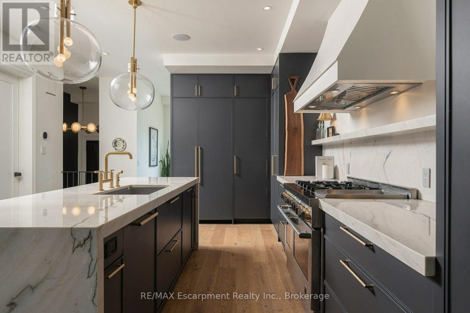 44 Thirteenth Street, Toronto, Ontario  M8V 3H4 - Photo 9 - W13708242