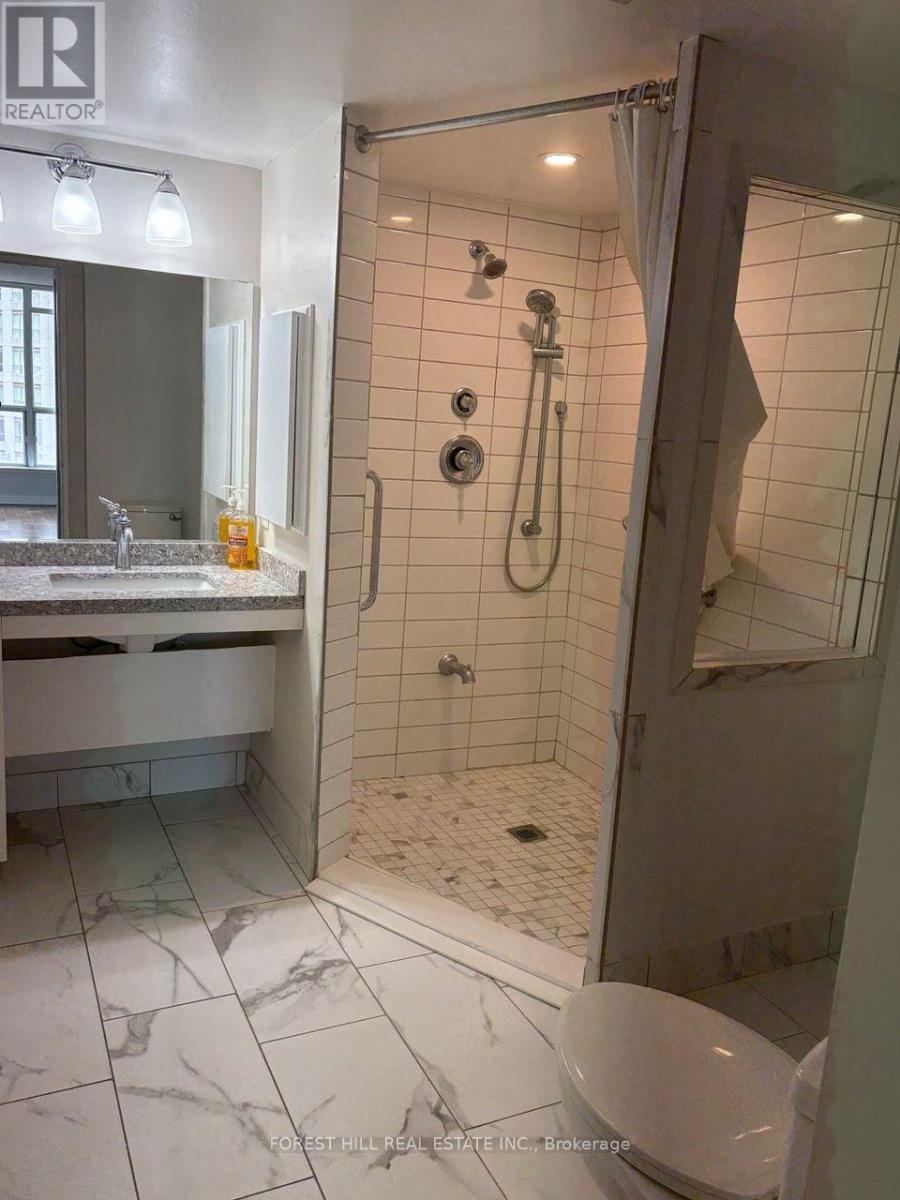 1303 - 24 Wellesley Street W, Toronto, Ontario  M4Y 2X6 - Photo 11 - C13708210