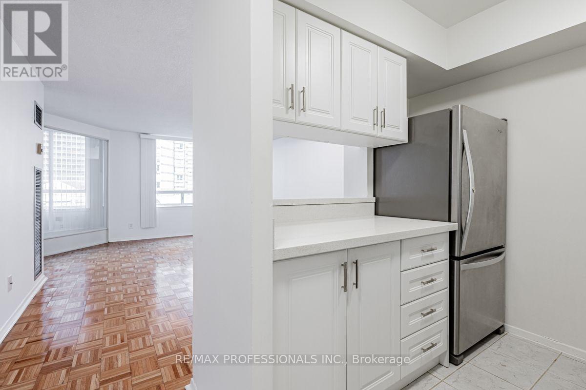 502 - 633 Bay Street, Toronto, Ontario  M5G 2G4 - Photo 23 - C13708246