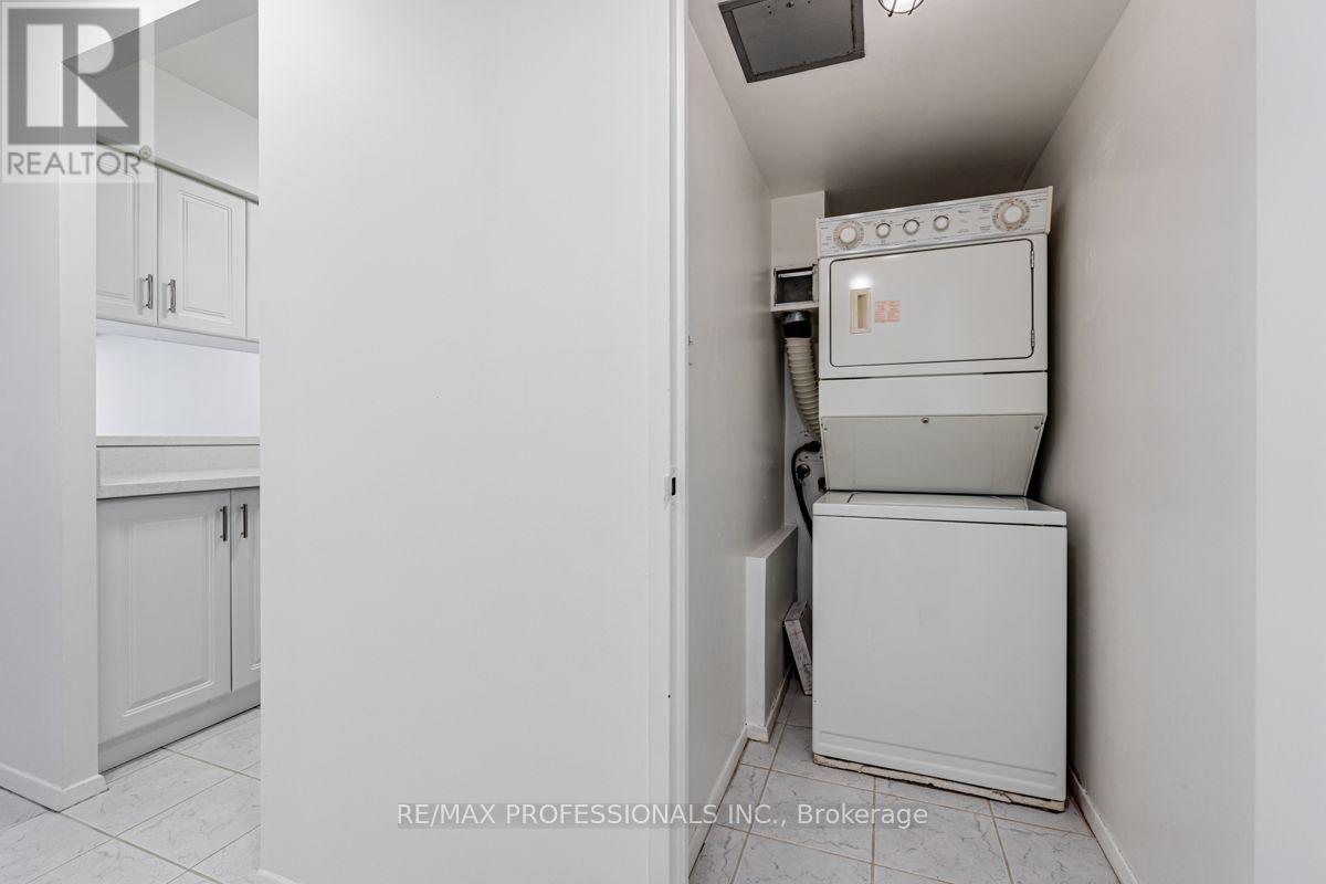 502 - 633 Bay Street, Toronto, Ontario  M5G 2G4 - Photo 25 - C13708246