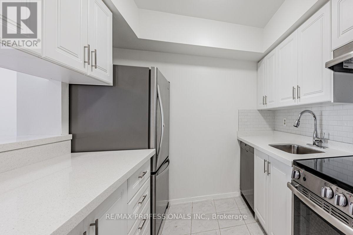 502 - 633 Bay Street, Toronto, Ontario  M5G 2G4 - Photo 5 - C13708246