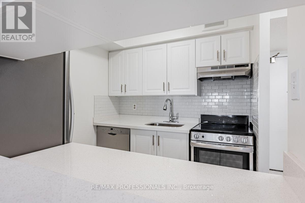 502 - 633 Bay Street, Toronto, Ontario  M5G 2G4 - Photo 7 - C13708246