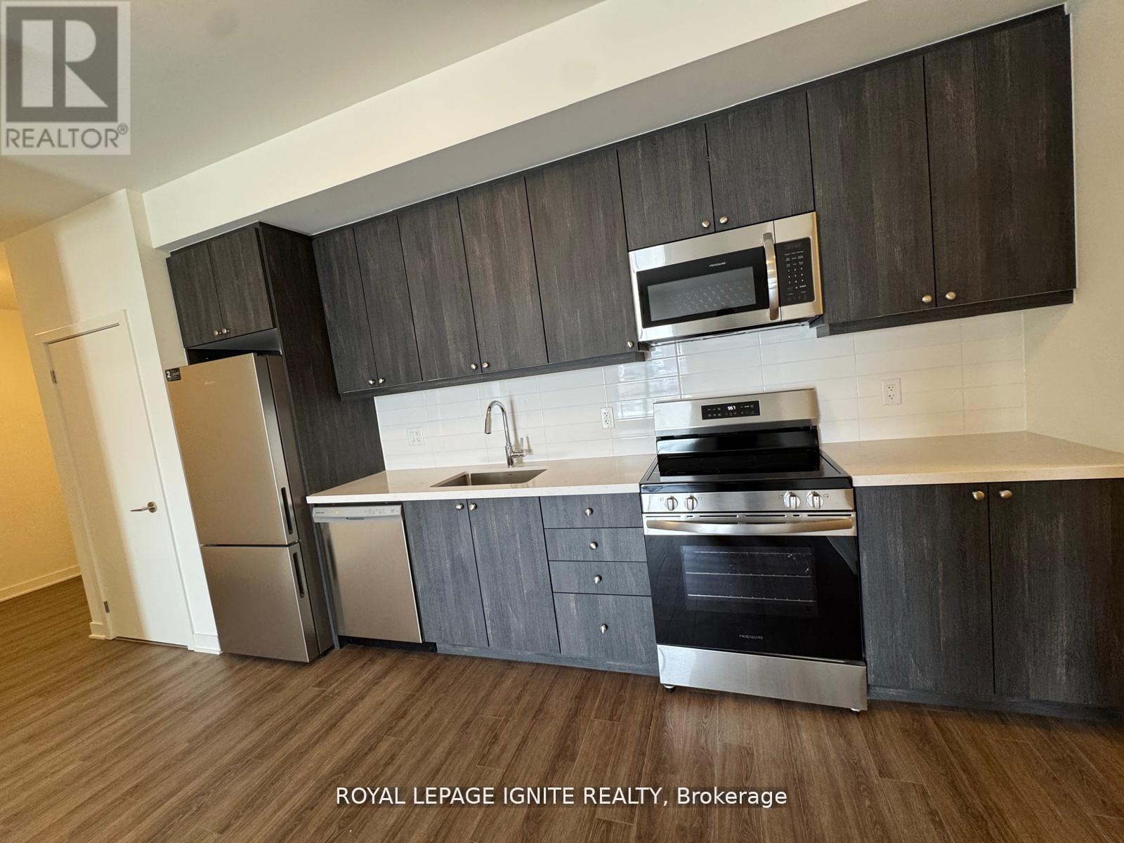 101 - 51 Clarington Boulevard, Clarington, Ontario  L1C 7J8 - Photo 5 - E13708260