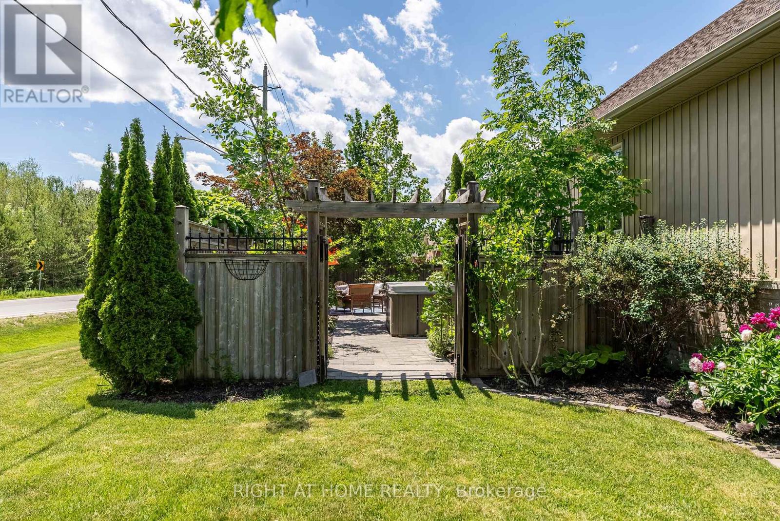 1660 Moyer Avenue, Innisfil, Ontario  L9S 1S8 - Photo 34 - N13708284
