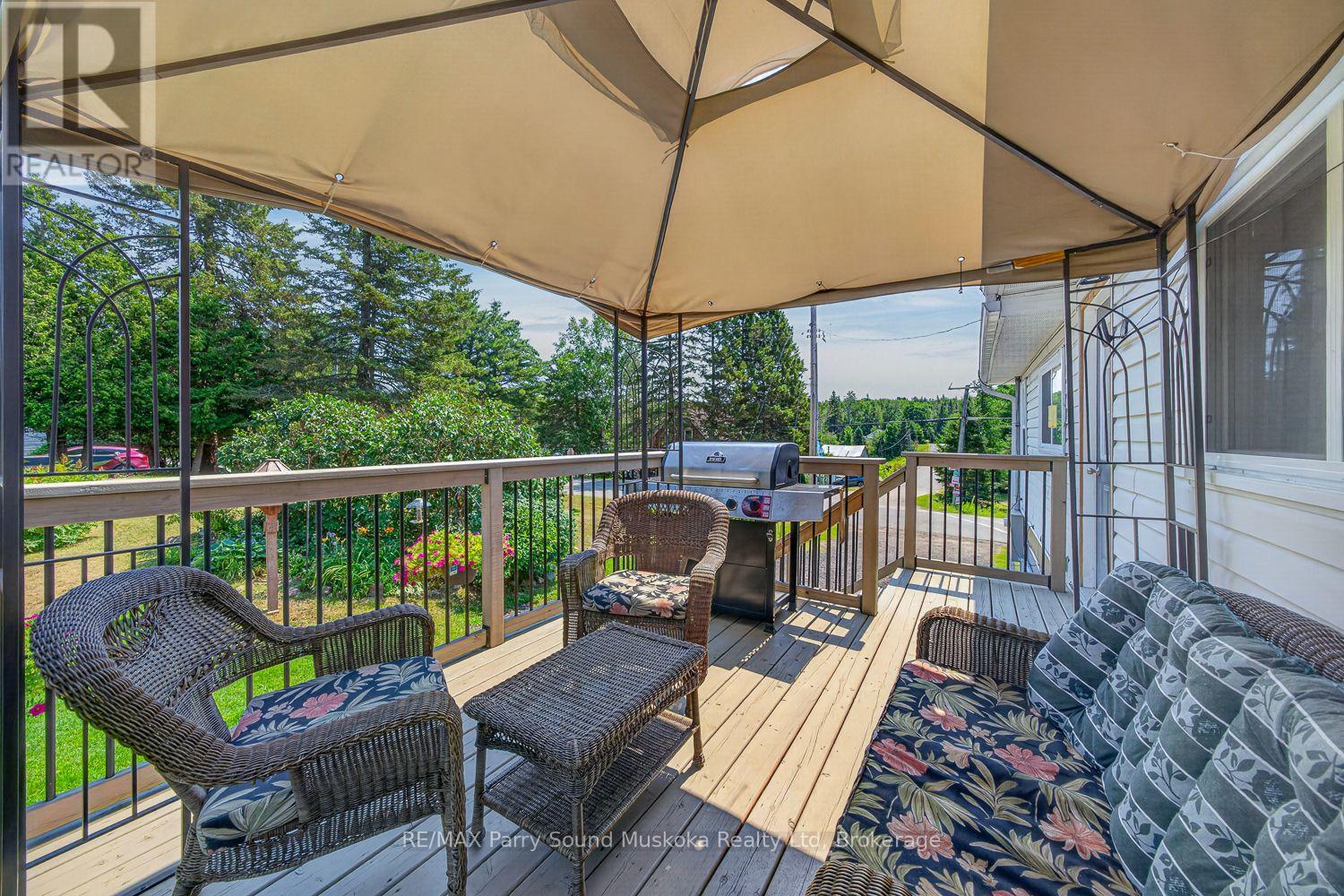 22 Ahmic Street, Magnetawan, Ontario  P0A 1A0 - Photo 7 - X13708208