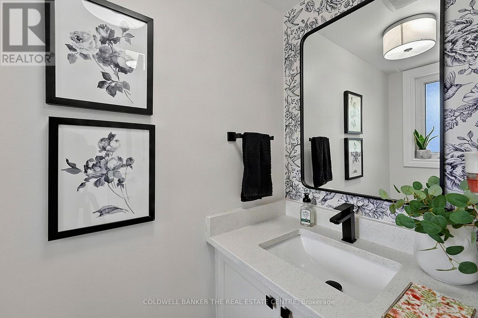 77 Cunningham Drive, Barrie (Ardagh), Ontario  L4N 8L5 - Photo 7 - S13708214