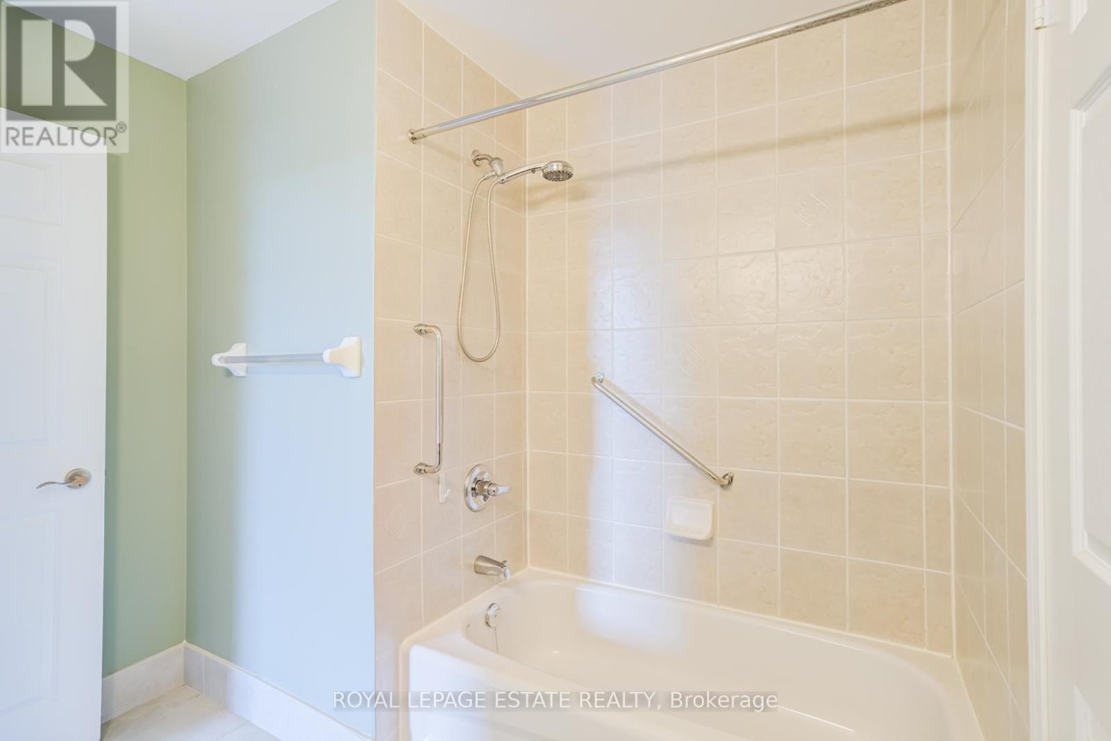 110 - 11121 Yonge Street, Richmond Hill, Ontario L4C 0S7 - Photo 21 - N13532014