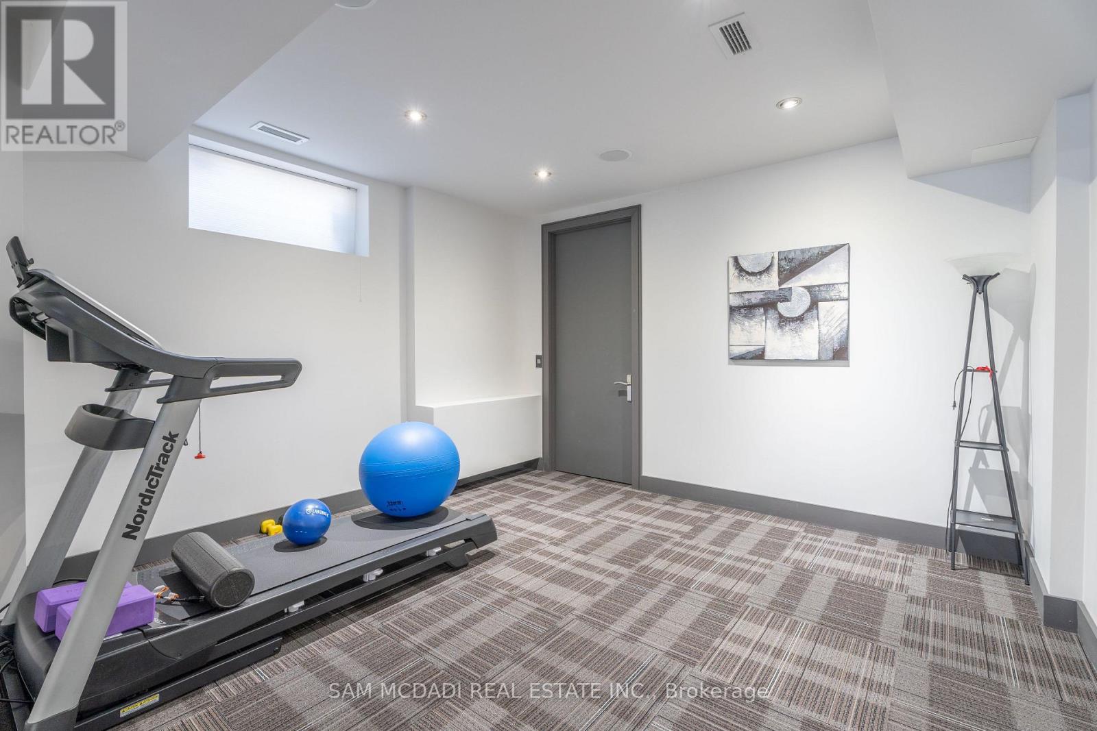 852 Goodwin Road, Mississauga, Ontario  L5G 4J7 - Photo 33 - W12725740