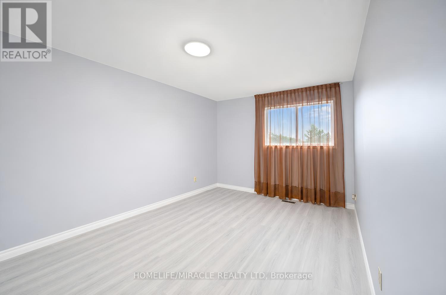 177 Westmore Drive S, Toronto, Ontario  M9V 4N2 - Photo 25 - W13706944