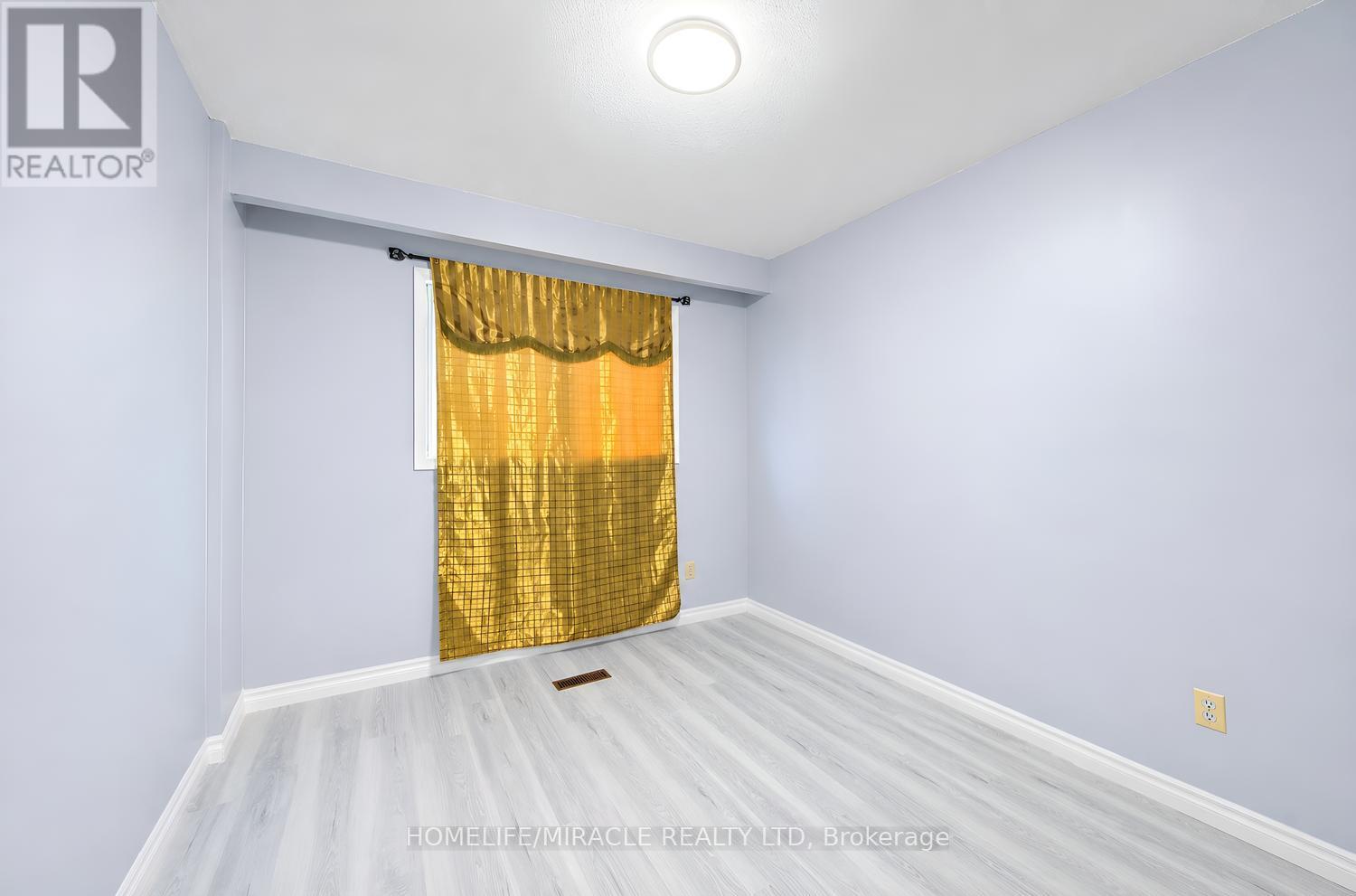 177 Westmore Drive S, Toronto, Ontario  M9V 4N2 - Photo 30 - W13706944