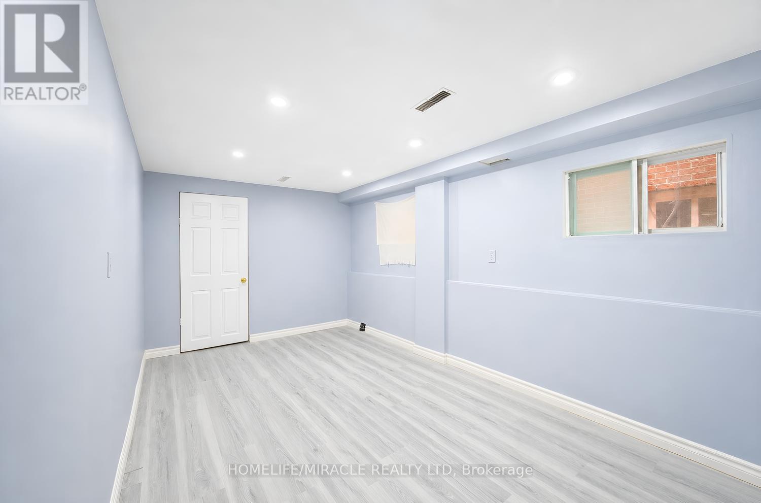 177 Westmore Drive S, Toronto, Ontario  M9V 4N2 - Photo 41 - W13706944