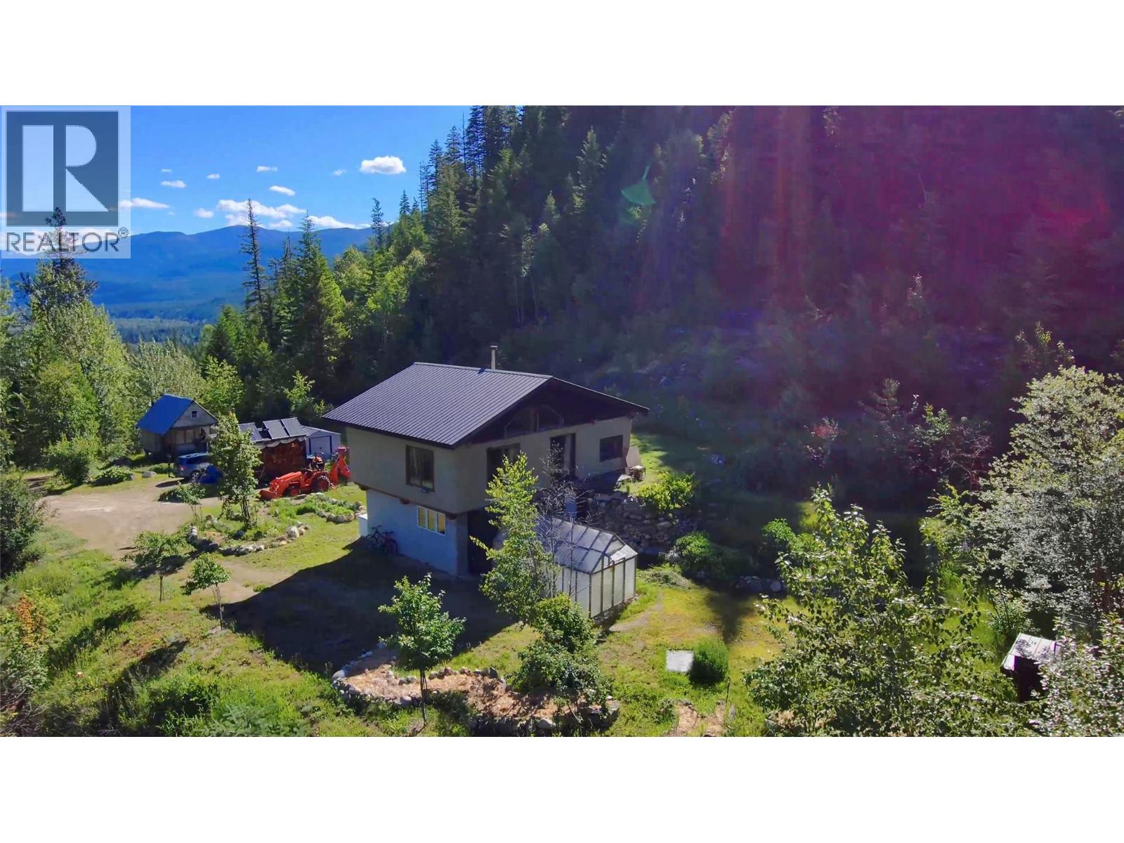 4650 6 Highway, Winlaw, British Columbia  V0G 2J0 - Photo 13 - 10397552