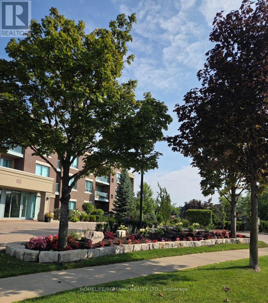 312 - 65 Via Rosedale Circle, Brampton, Ontario  L6R 3N8 - Photo 2 - W13708118