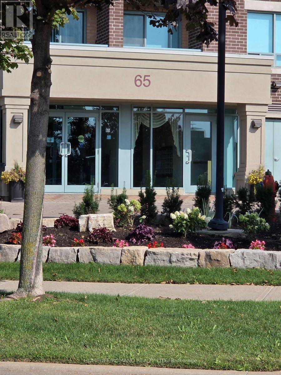 312 - 65 Via Rosedale Circle, Brampton, Ontario  L6R 3N8 - Photo 3 - W13708118