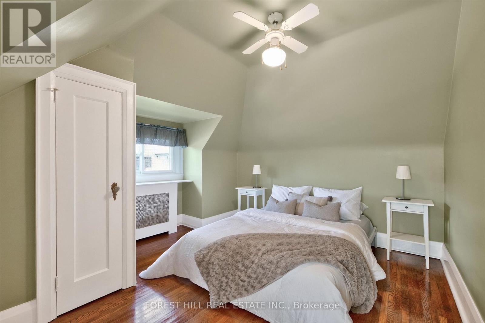 11 YARROW ROAD Toronto (Keelesdale-Eglinton West), ON M6M 4E2