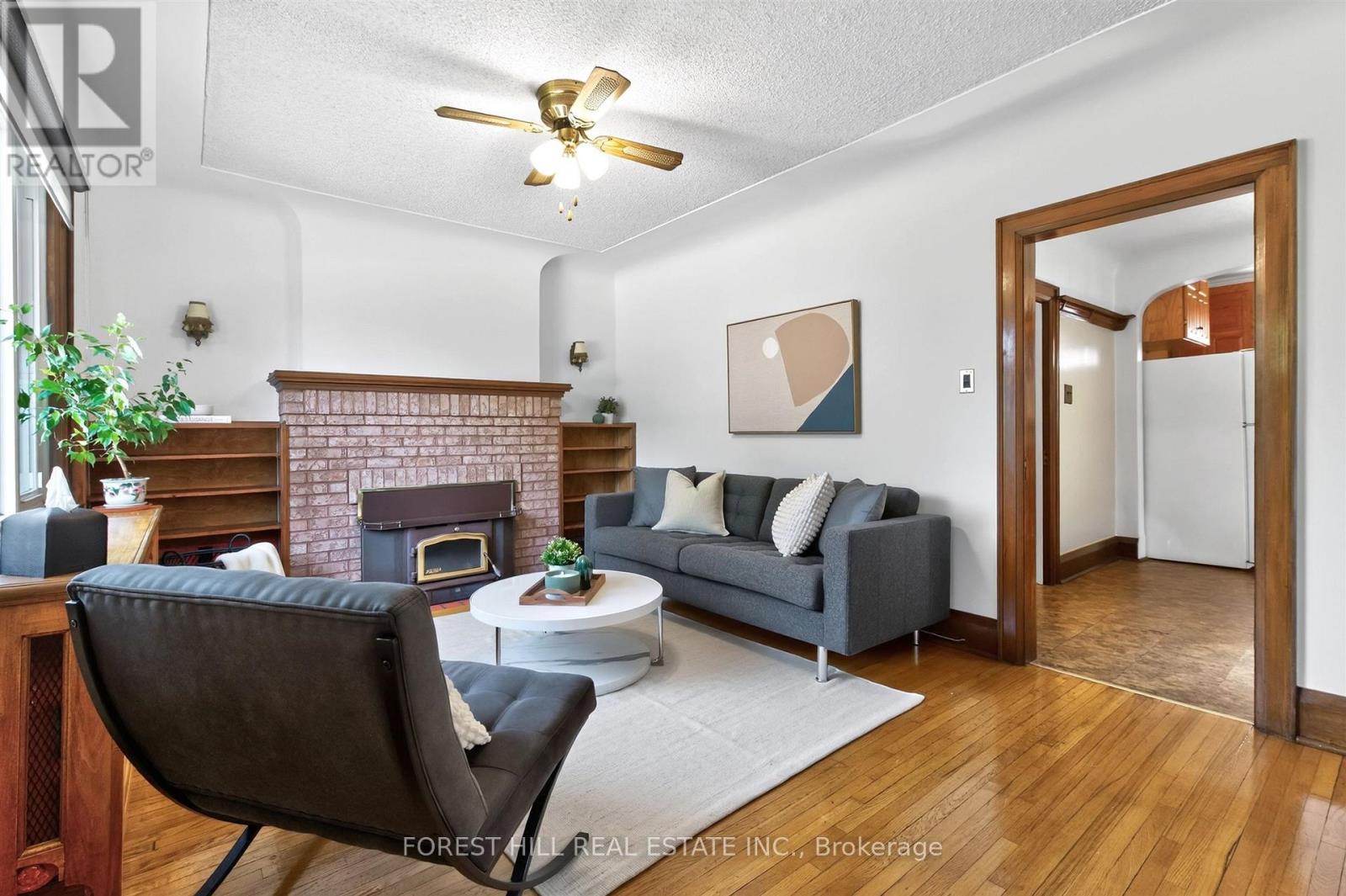 11 YARROW ROAD Toronto (Keelesdale-Eglinton West), ON M6M 4E2
