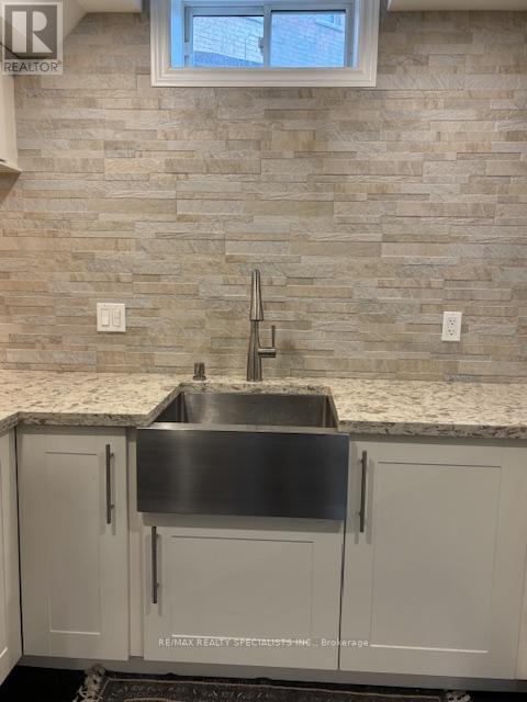 120 Rising Hill Ridge, Brampton, Ontario  L6Y 6B2 - Photo 38 - W13708194