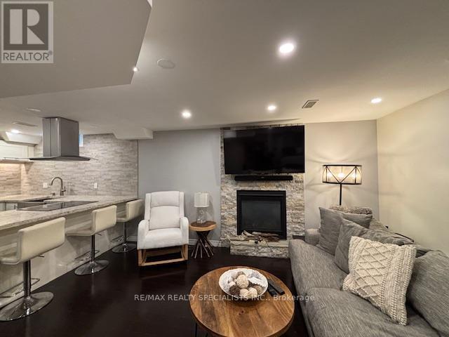 120 Rising Hill Ridge, Brampton, Ontario  L6Y 6B2 - Photo 40 - W13708194