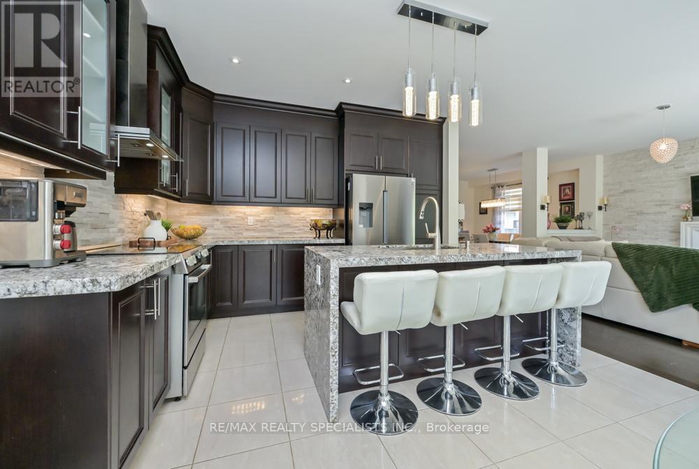 120 Rising Hill Ridge, Brampton, Ontario  L6Y 6B2 - Photo 7 - W13708194