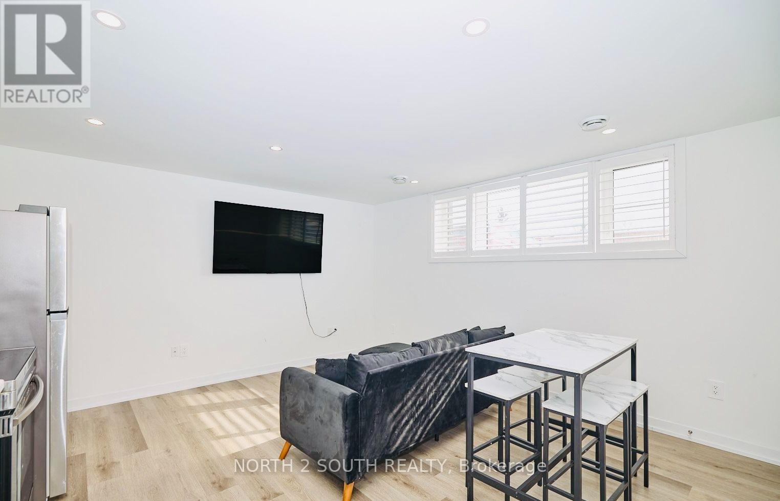 108 - 6591 Montrose Road, Niagara Falls (West Wood), Ontario  L2H 1M3 - Photo 5 - X13708198