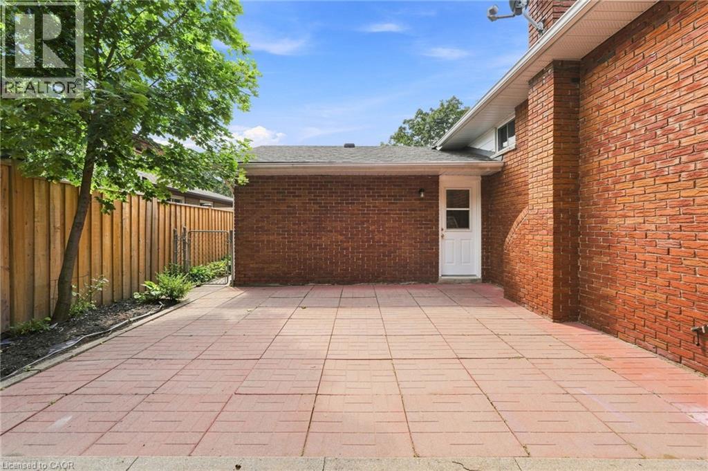 635 Ramsgate Road, Burlington, Ontario  L7N 2X9 - Photo 37 - 40857960