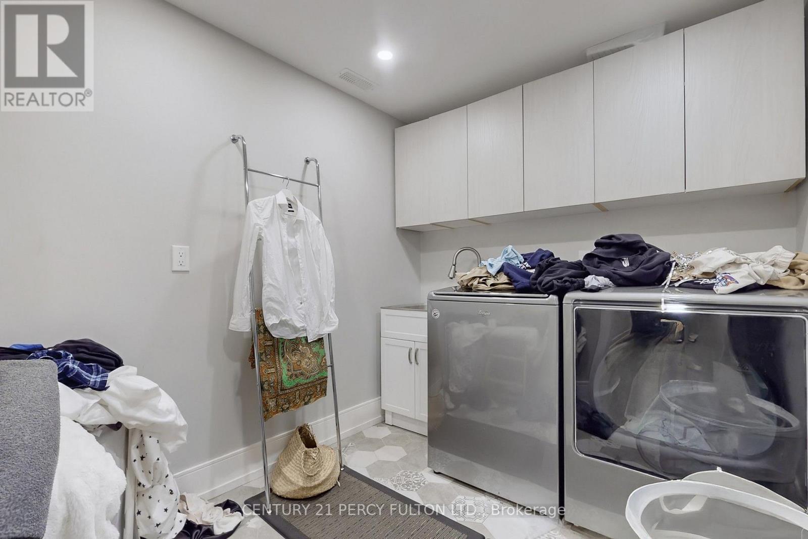 Lower Level - 84 Wiley Avenue, Toronto, Ontario  M4J 3W6 - Photo 13 - E13614564