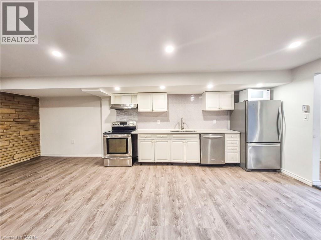 11 Duncairn Avenue, Kitchener, Ontario  N2M 4S5 - Photo 5 - 40843744