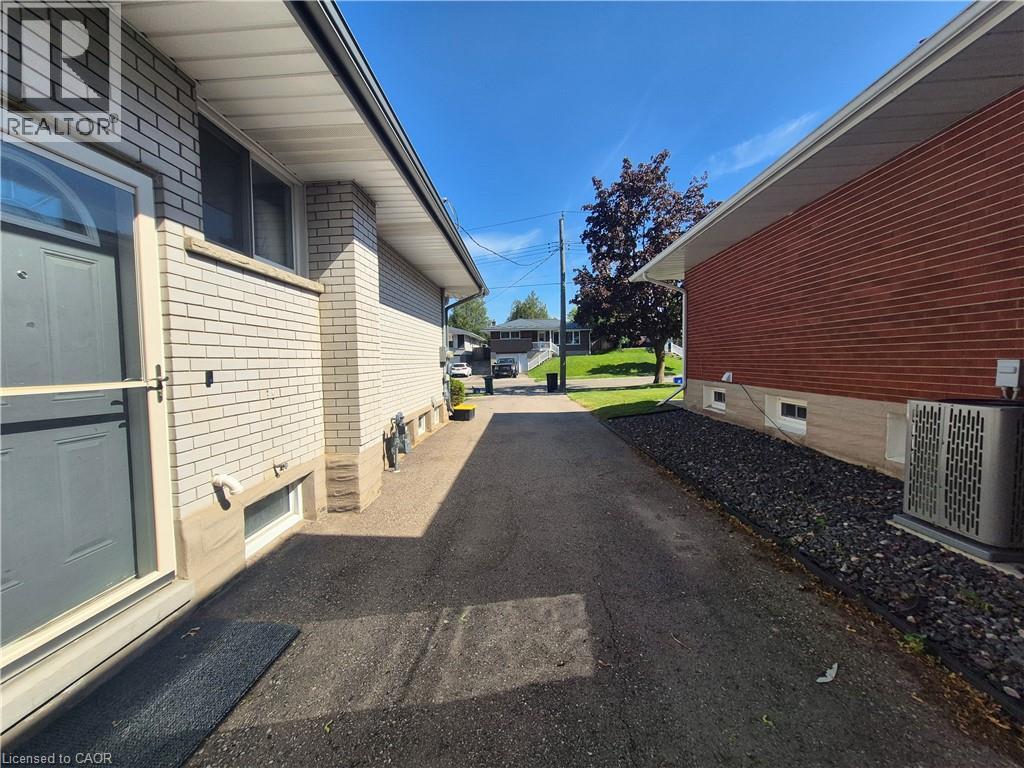 11 Duncairn Avenue, Kitchener, Ontario  N2M 4S5 - Photo 24 - 40843744