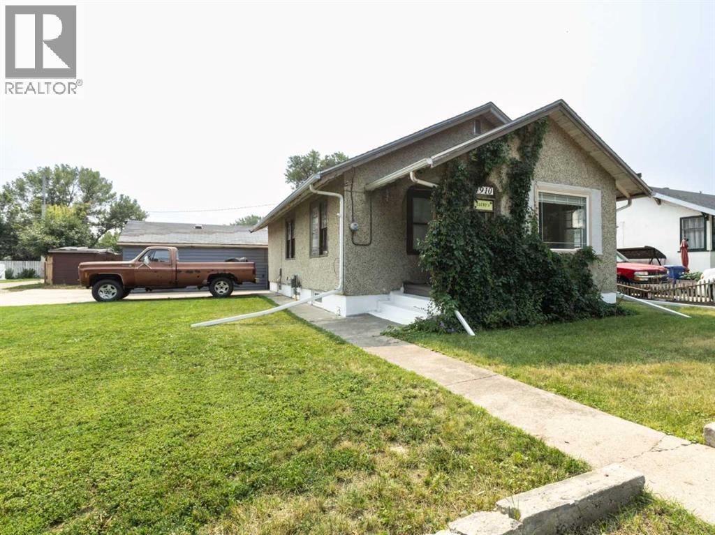 4910 52 Avenue, Taber, Alberta