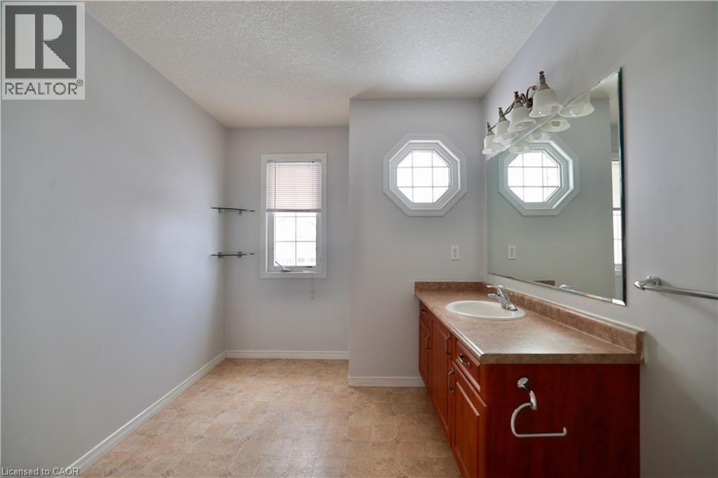 110 Iron Gate Street, Kitchener, Ontario  N2N 3R6 - Photo 10 - 40852478