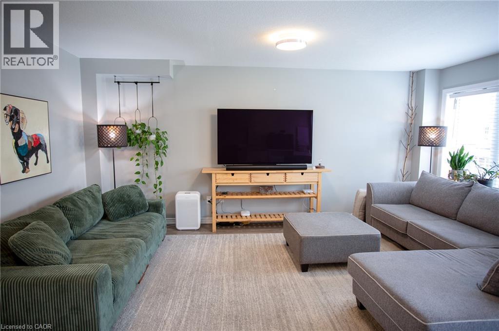 18 England Terrace, Stoney Creek, Ontario  L8J 0G4 - Photo 6 - 40856911