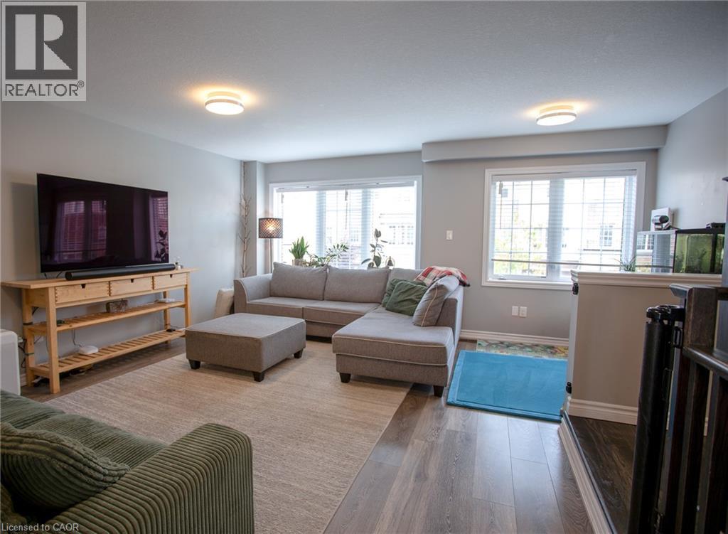 18 England Terrace, Stoney Creek, Ontario  L8J 0G4 - Photo 5 - 40856911