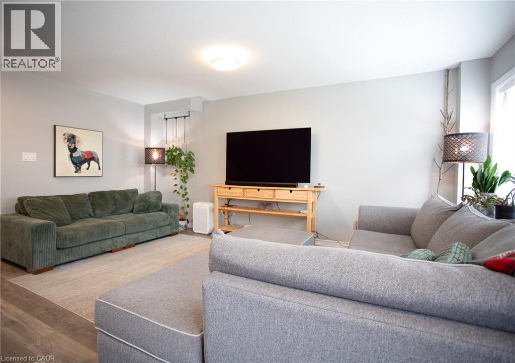 18 England Terrace, Stoney Creek, Ontario  L8J 0G4 - Photo 7 - 40856911