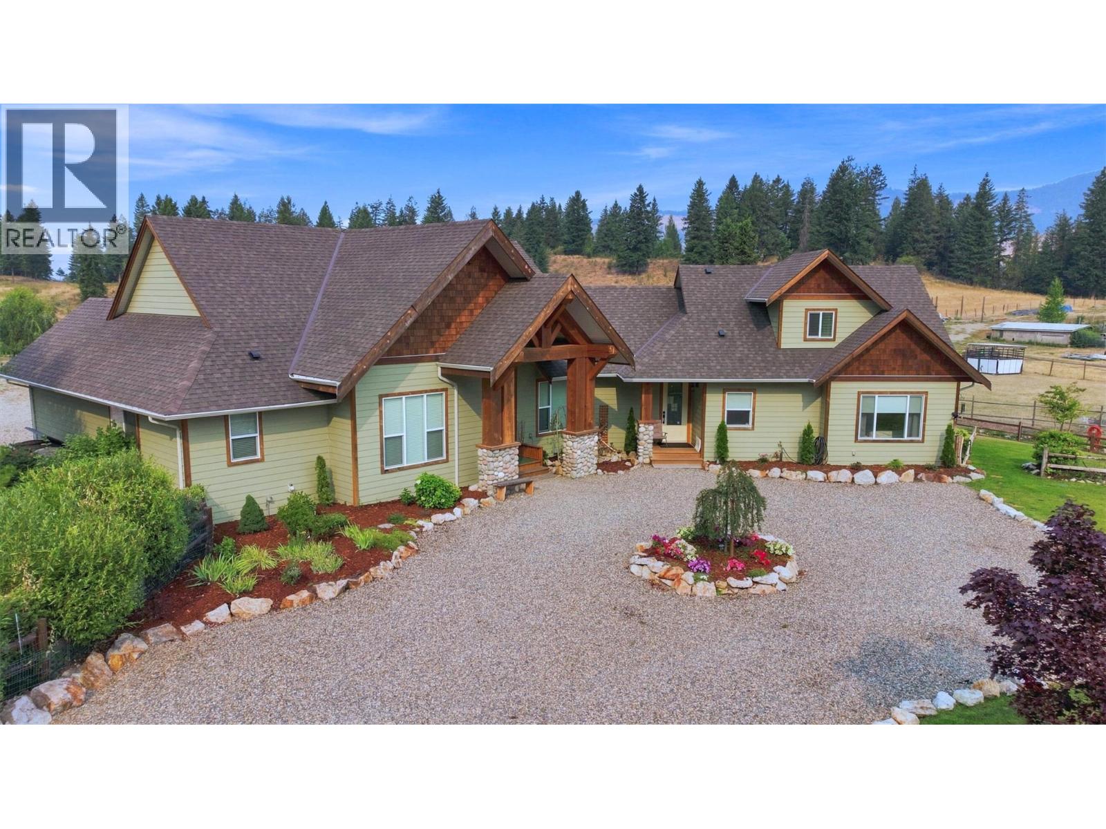 88 Westwood Road, Lumby, British Columbia  V0E 2G1 - Photo 2 - 10398549