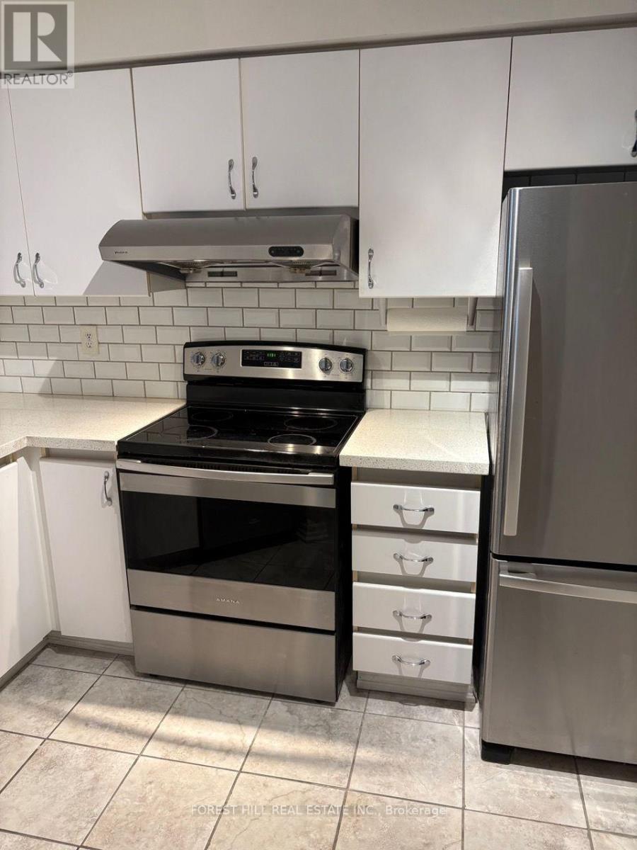 1303 - 24 Wellesley Street W, Toronto, Ontario  M4Y 2X6 - Photo 5 - C13708210