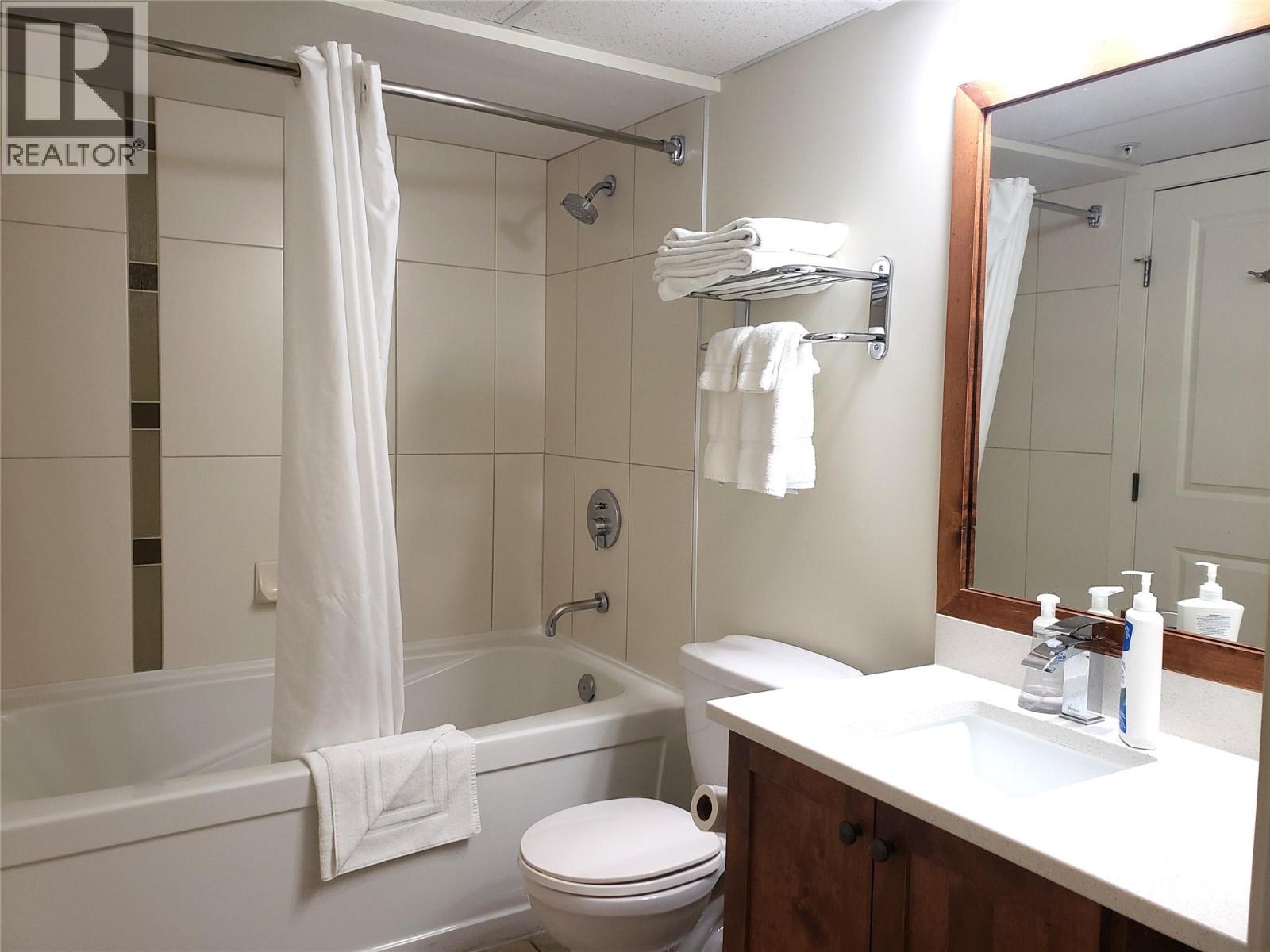 4200 Lakeshore Drive Unit# 329, Osoyoos, British Columbia  V0H 1V6 - Photo 2 - 10398550