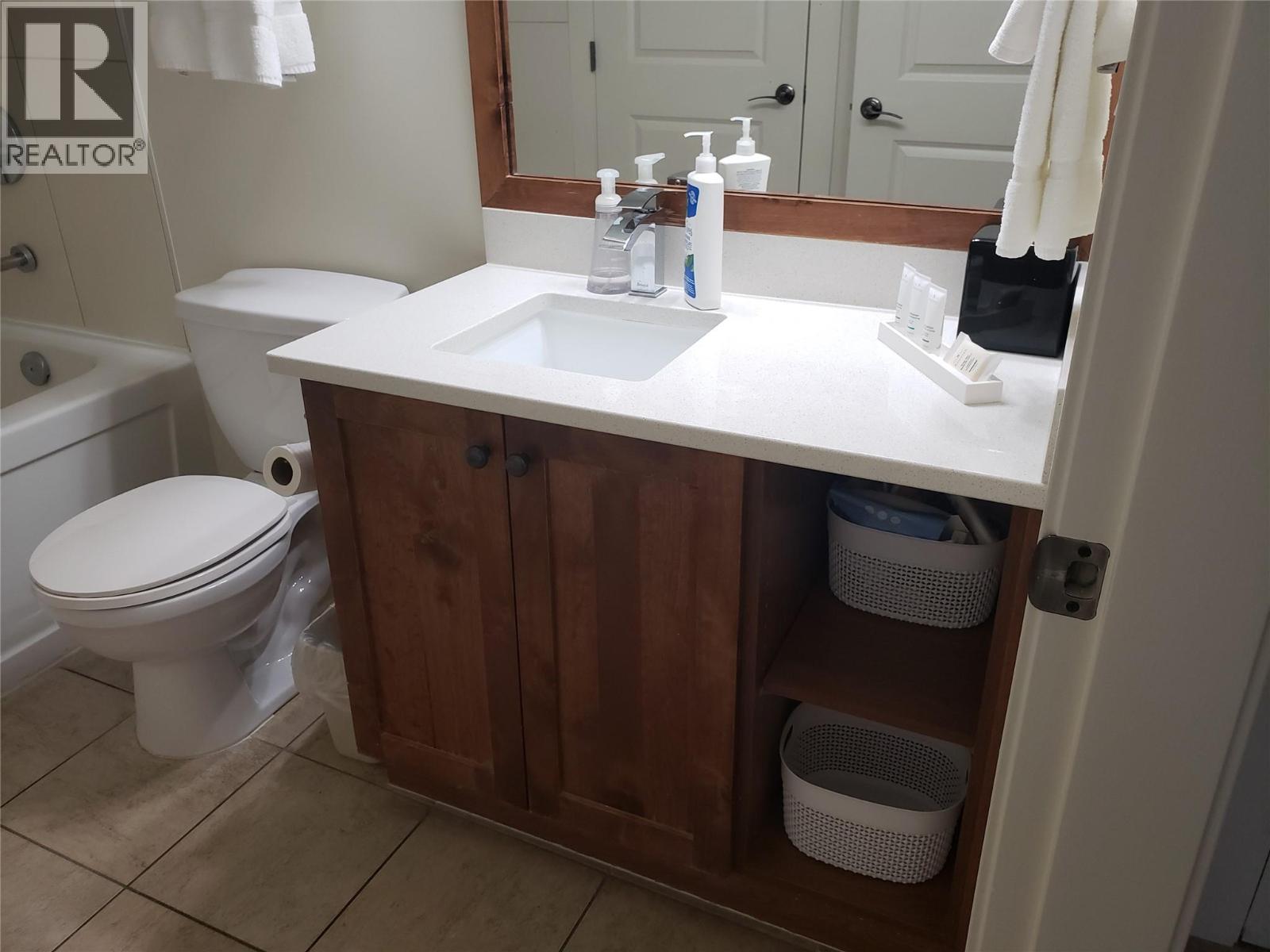 4200 Lakeshore Drive Unit# 329, Osoyoos, British Columbia  V0H 1V6 - Photo 35 - 10398550
