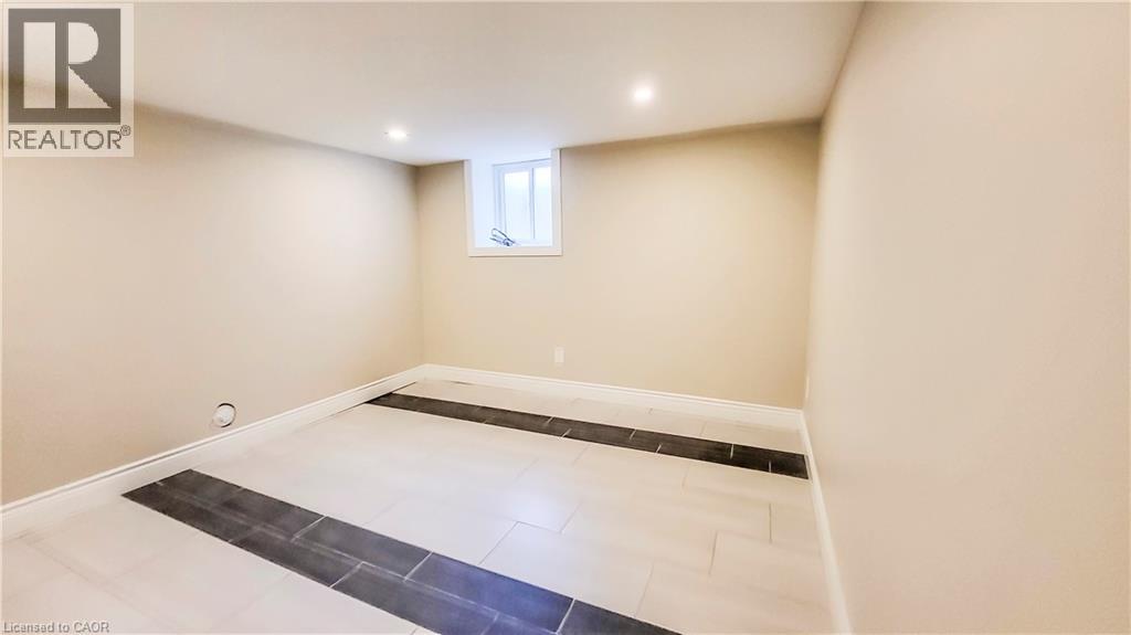 1546 King Street E Unit# 1, Kitchener, Ontario  N2G 2P1 - Photo 3 - 40835422