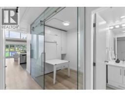 309 27 ALEXANDER STREET, Vancouver, British Columbia