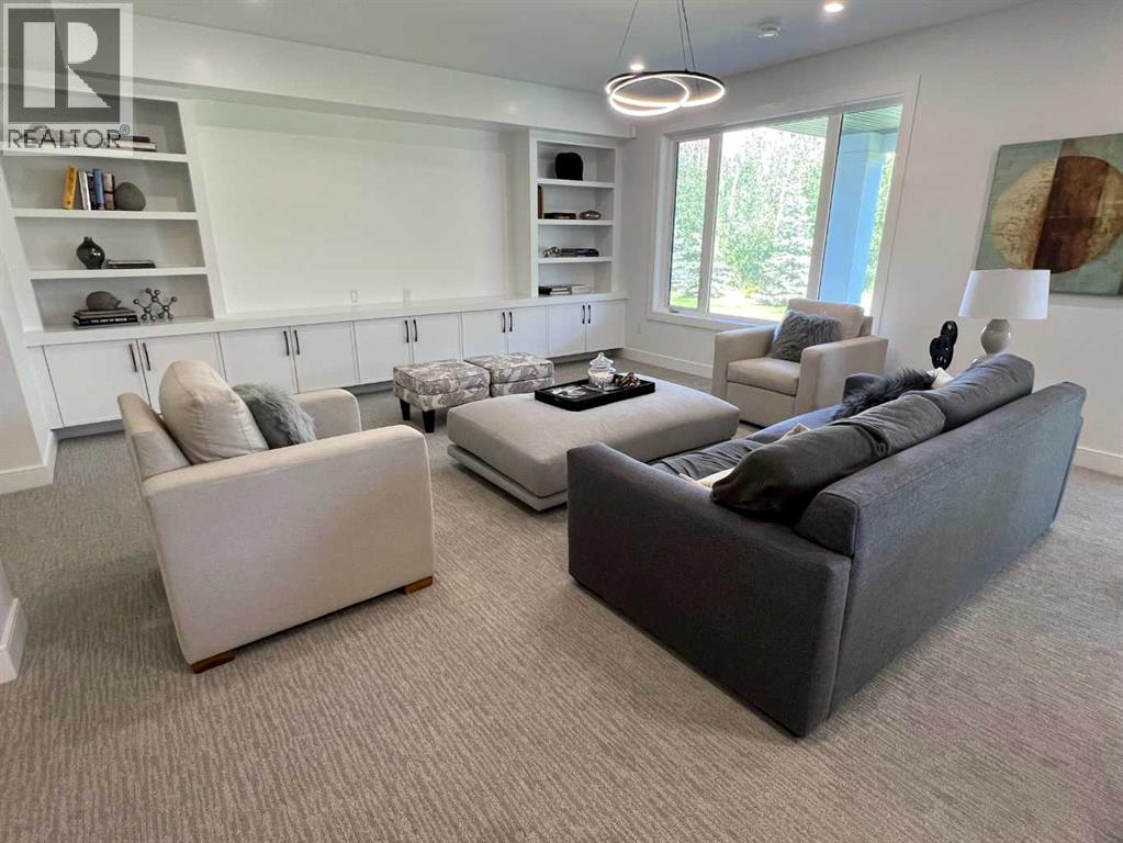 48 Rockcliff Terrace NW, Calgary, Alberta  T3G 0G6 - Photo 46 - A2324943